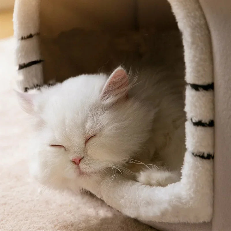 Coral Fleece Cave Bed